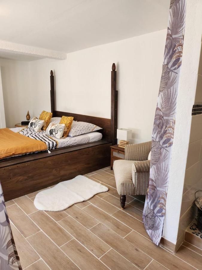 La maison du petit Thomas Taradeau Extérieur photo